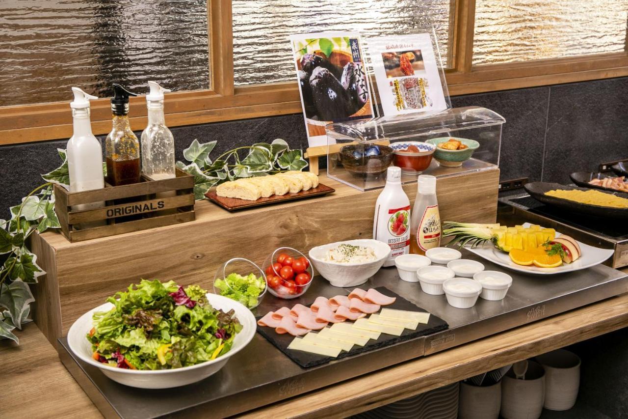 Wing International Select Osaka Hotel 3*